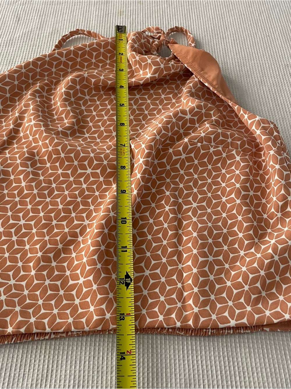 Abercrombie & Fitch Women’s Smocked Halter Crop Top Peach White Print Size M - Picture 4 of 6